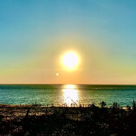 Apartment Aux Pieds Des Plages, Du Port, De La Piste Cyclable Et Des Commerces De Proximite, Un Au Dernier Etage Avec Vue Panoramique Sur Le Bassin D'arcachon, Entierement Renove, Dans Avec Piscine Arcachon